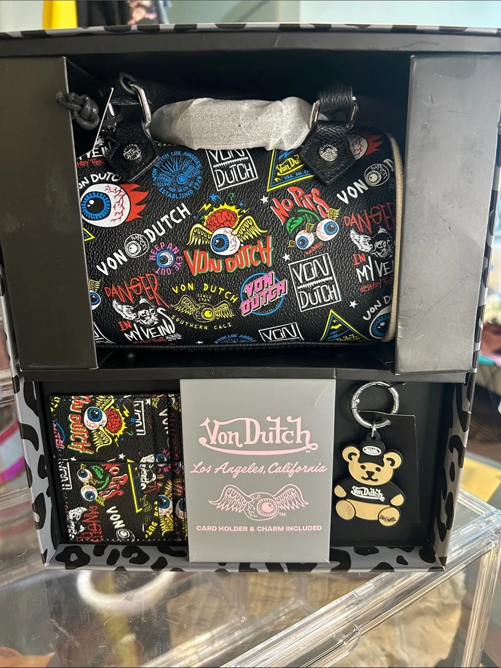 Von Dutch- NIB! Black Multi-Color Logo Print Handbag & Card Holder Bundle